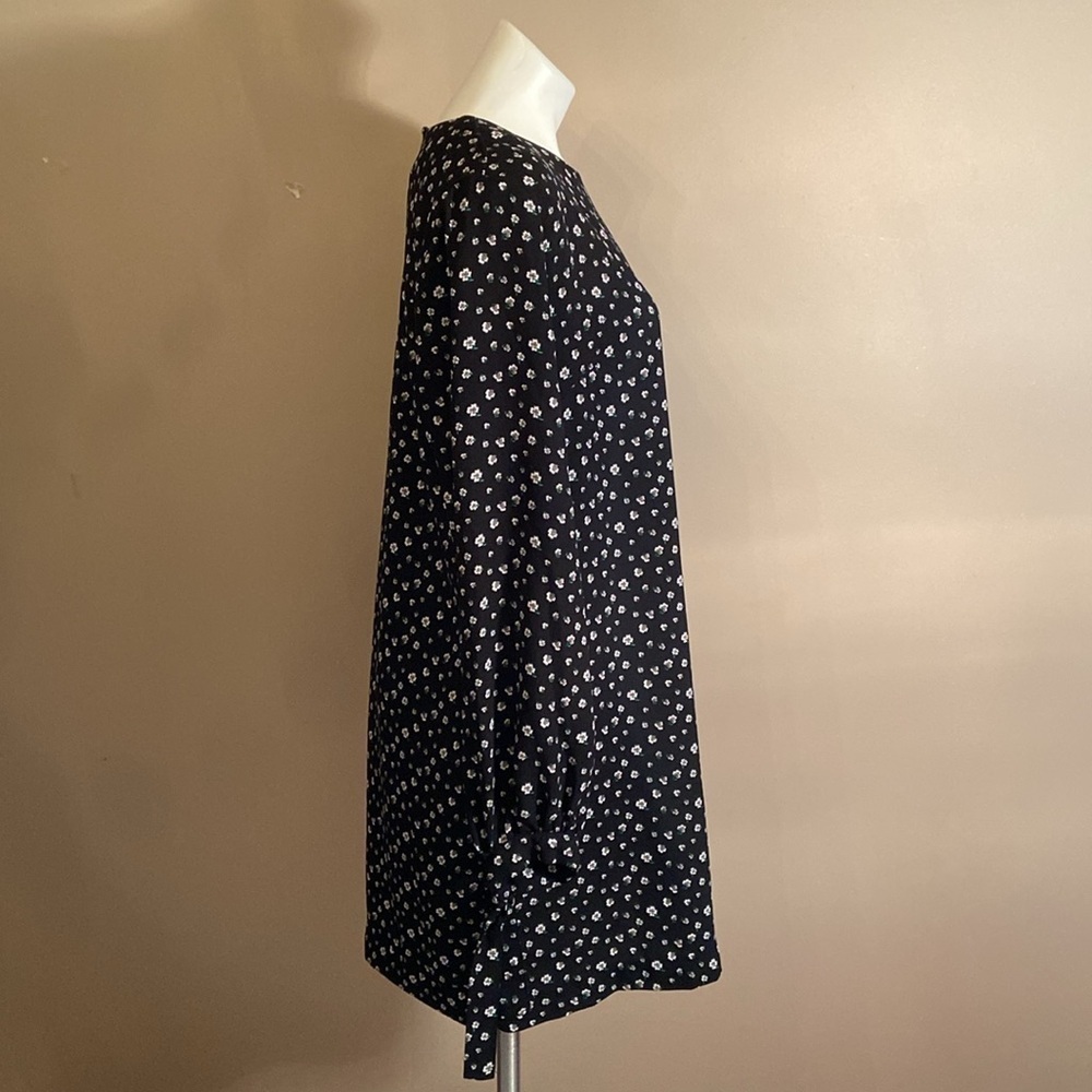 H&M Black Floral Long Sleeve Scoop Neck Shift Dress Size 14 - Picture 3 of 9